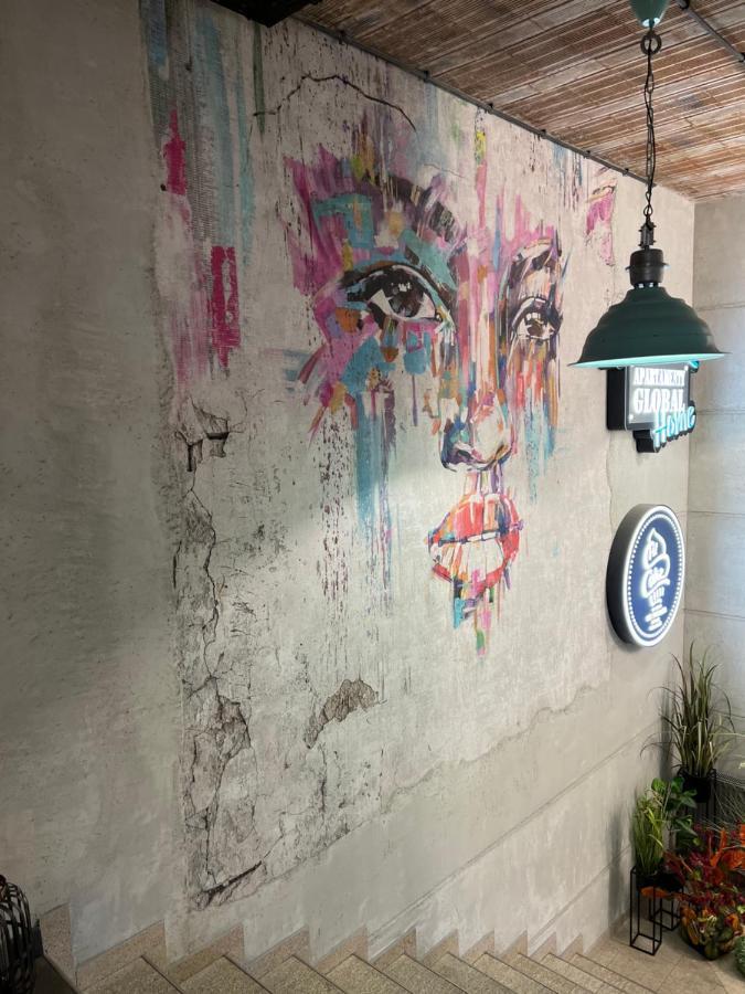 Global Home - Aparthotel - No Contact Check In 미엘레크 외부 사진